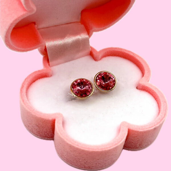 Medicīniskā zelta auskari ar rozā akmeni